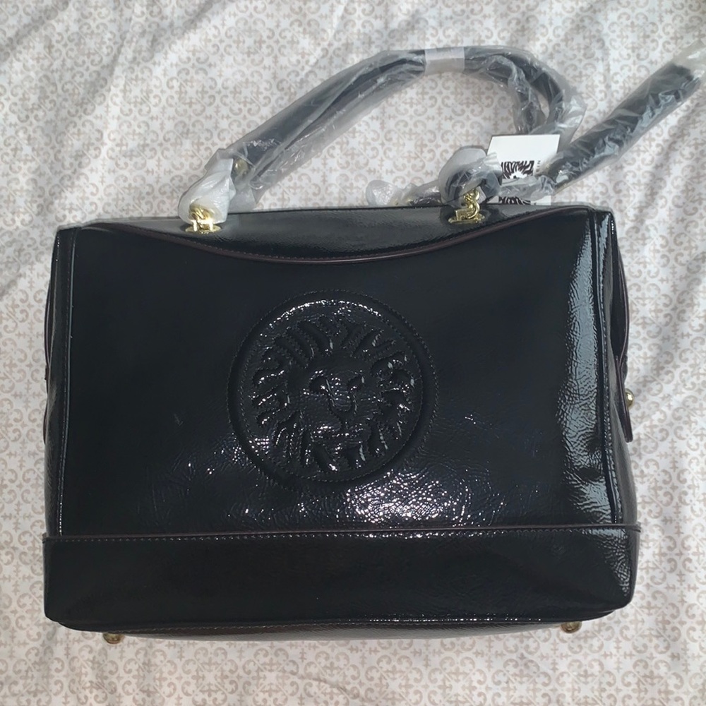 BRAND NEW Limited Edition Anne Klein Leo Legacy VI Black Gold Chain Satchel
